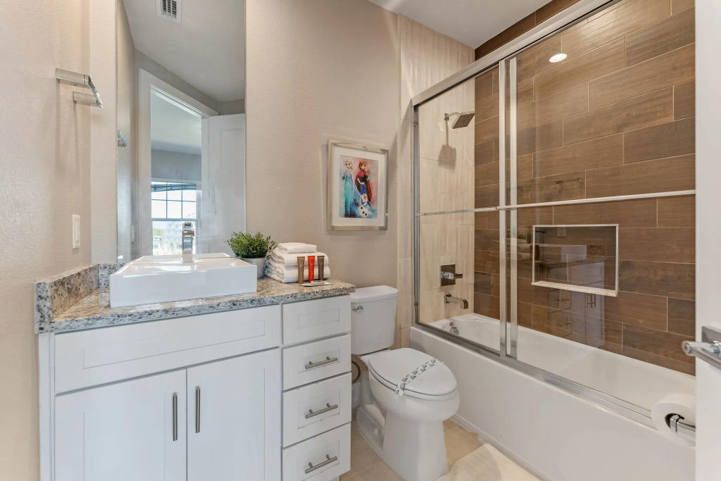 5 Bedrooms/ 5 Bathrooms Summerville Resort (7569 S, Kissimmee, US