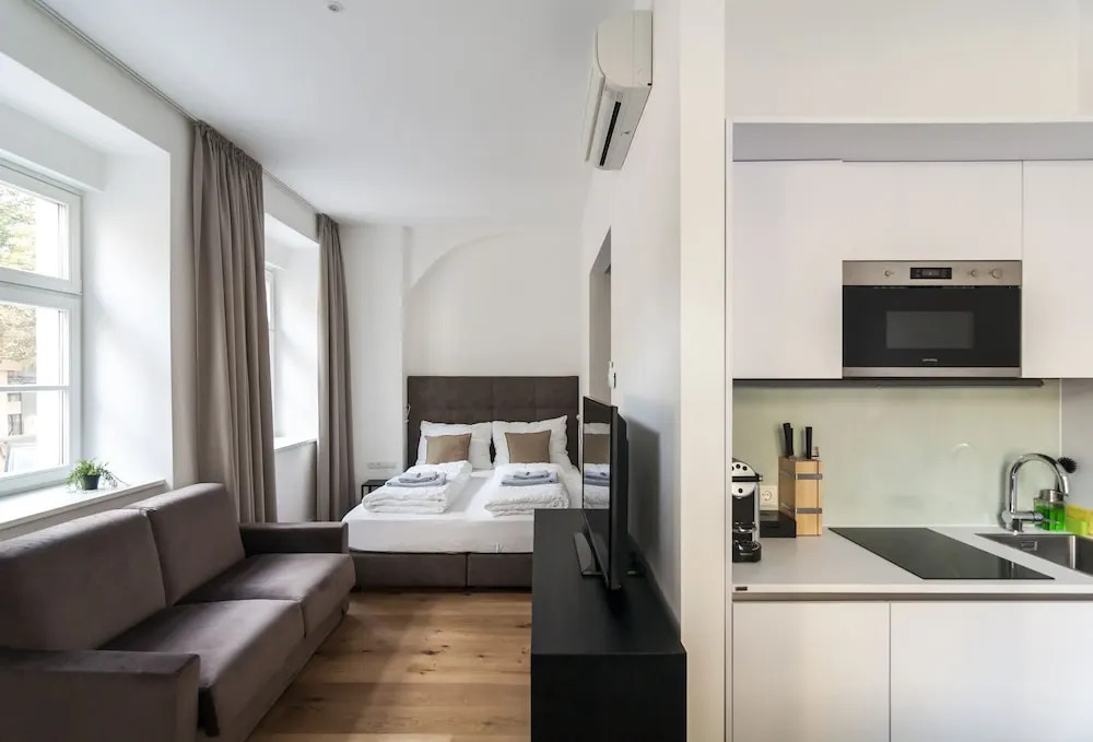 easy-flat Belvedere - Central Apartments with AC