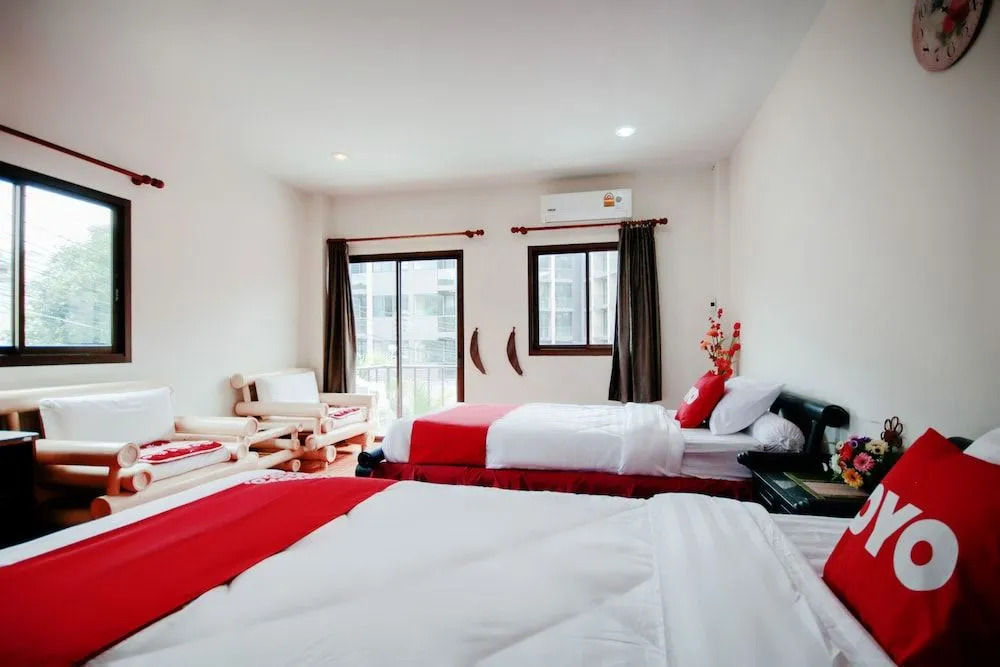 OYO 888 Apinyas Place Karon