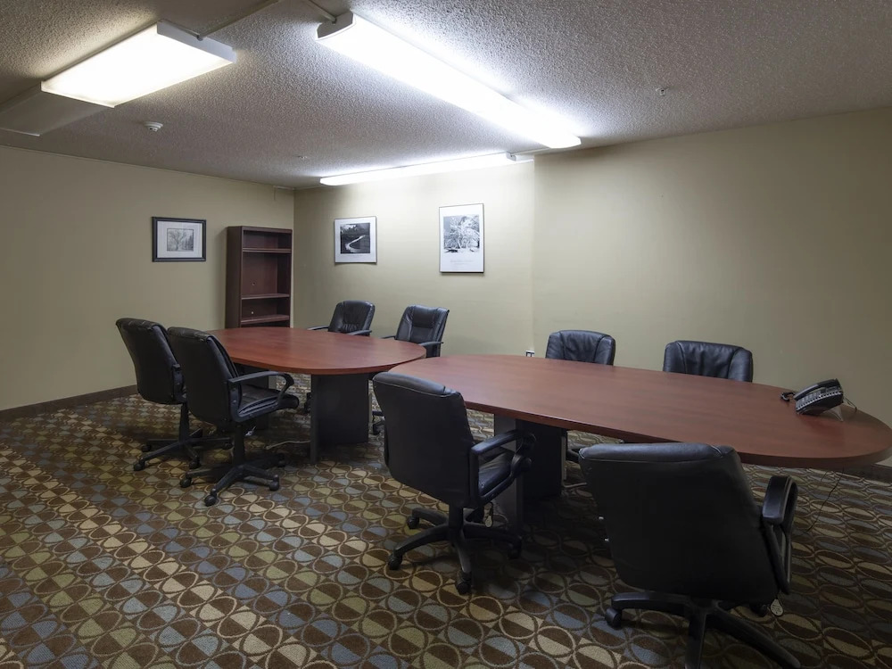 InTown Suites Extended Stay Marietta GA - Roswell Rd