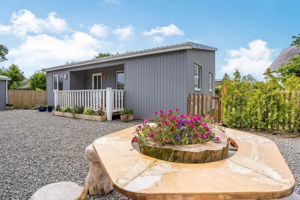 Ramsey Lodge