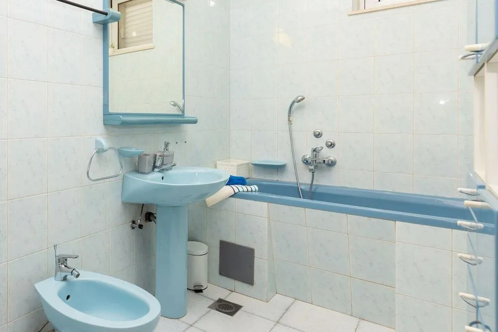 Sky Breeze Apartment