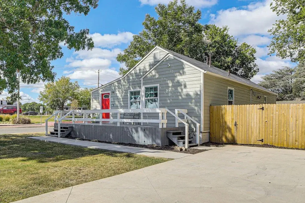 Walk to Expo Square Pavilion: Updated Tulsa Home!