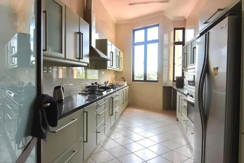 A Spacious & Cozy 5BR Unit in Ampang FREE Parking
