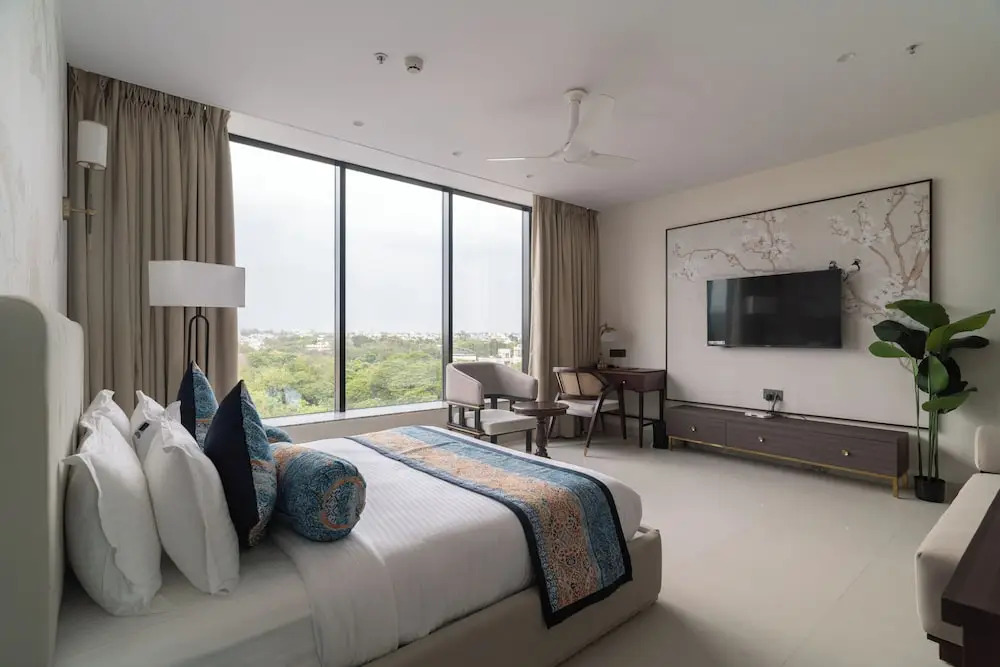 Hotel Lohara Inn