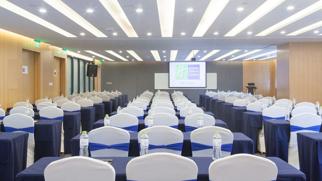Holiday Inn Express Chengdu Airport Zone Shuangliu International Airport
