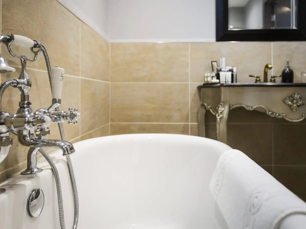 Woughton House Hotel, WorldHotels Distinctive