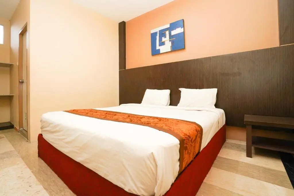 Avi Hotel Surabaya