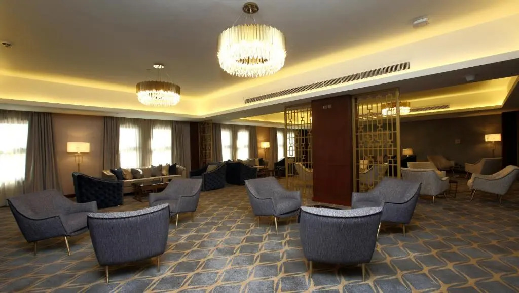 Vittori Palace Hotel and Residences
