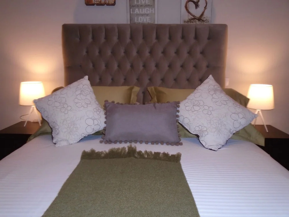 Machi Rooms