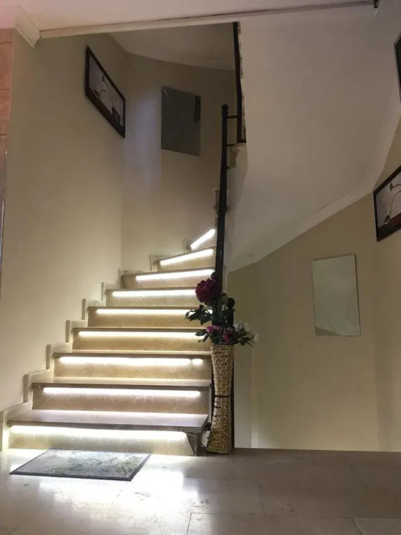 Carsi Otel