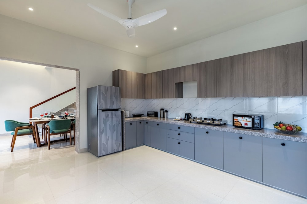 ELIVAAS Shourya Zenna Luxe 3BHK Villa with Pvt Pool, Udaipur