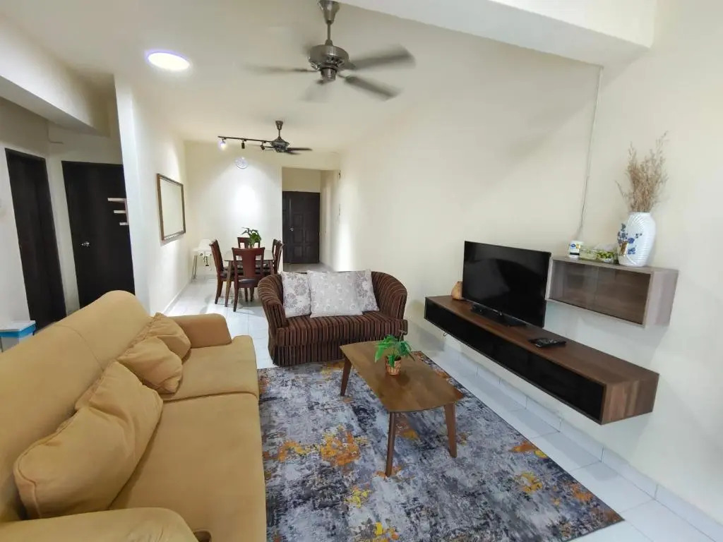 Adra Homestay, Danga Bay Apartment , JB town 3 rooms