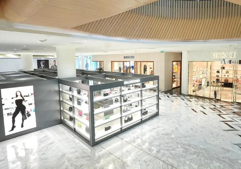 Onya Phuket Hotel