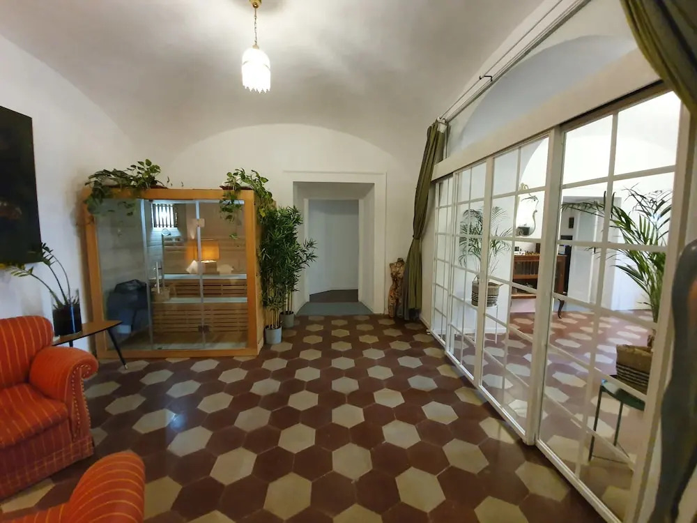 The Spanish Palace, Suites, Rooms, Apartments & Terraces