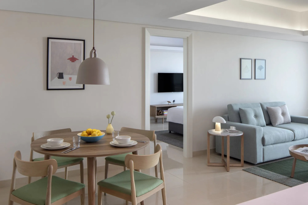 Staybridge Suites Dubai Internet City by IHG