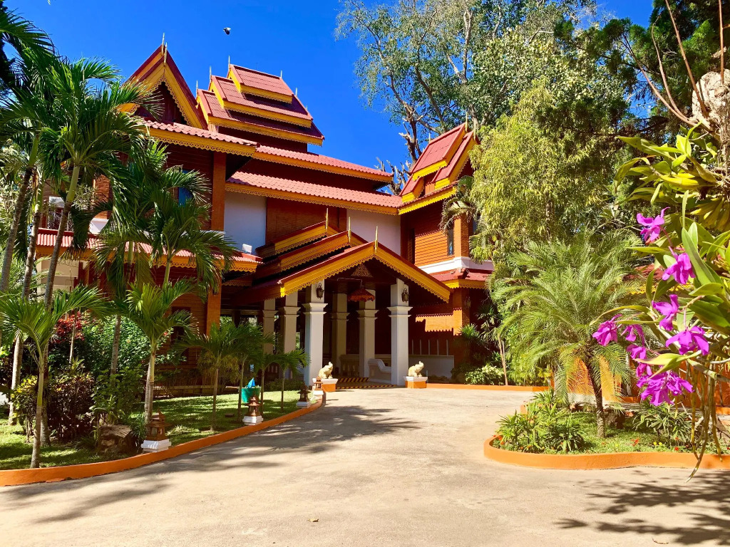 Hotel Siblanburi Resort