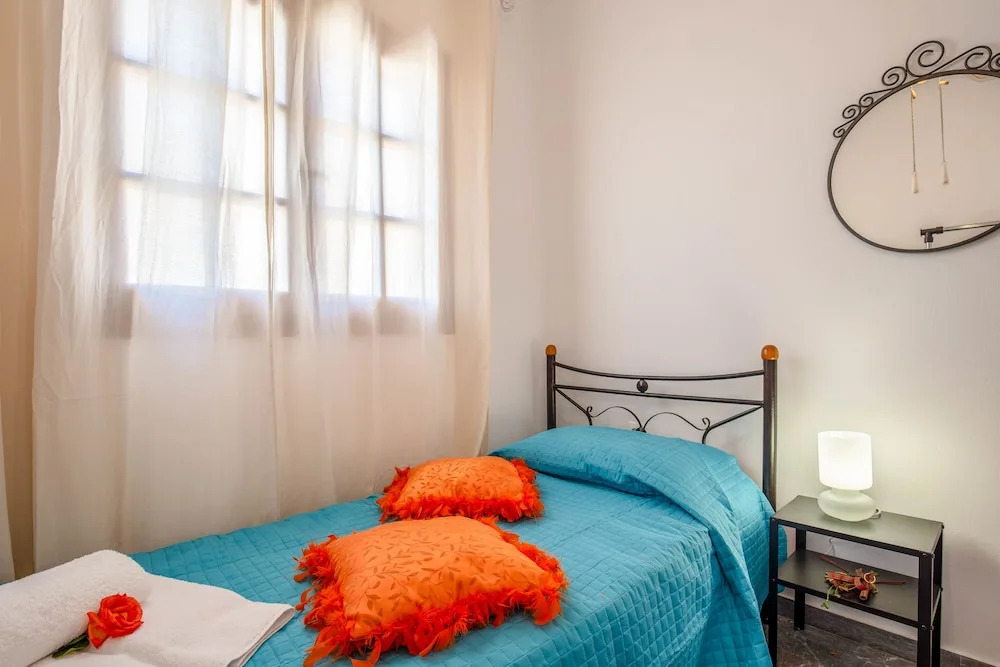 Agia Pelagia Blue Apt 50m from Sea
