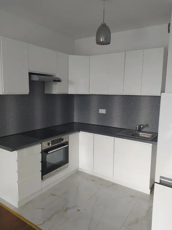 Silver Apartment