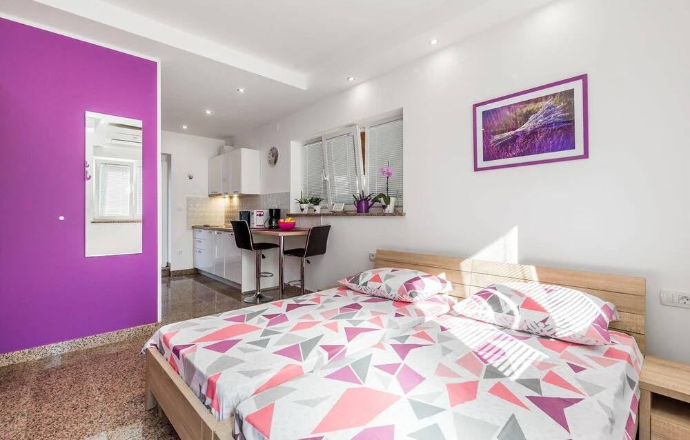 Beautiful Apartment in Rukavac With Wifi