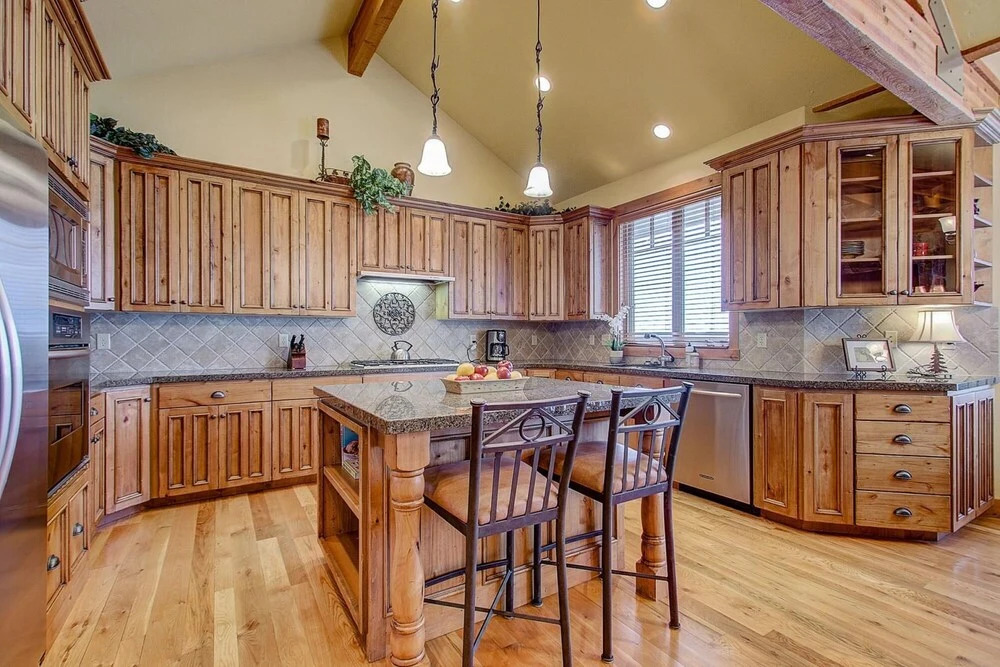 Coopers Collection 13 - Lowell Avenue Getaway