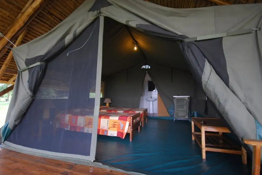 Bwana Tembo Safari Lodge