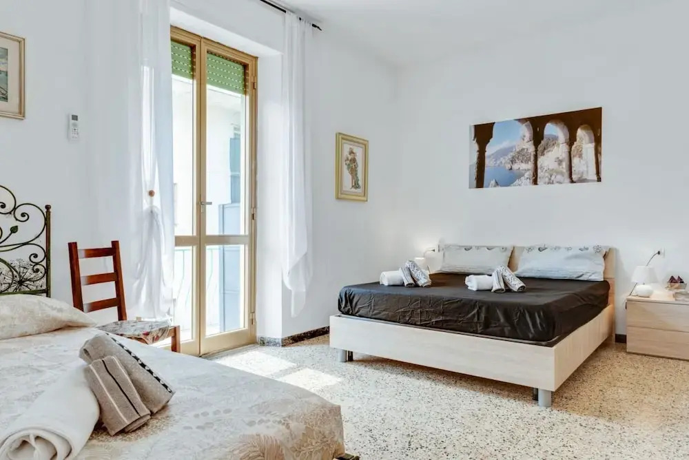 Railway Station Huge & Luminous Apartment x8