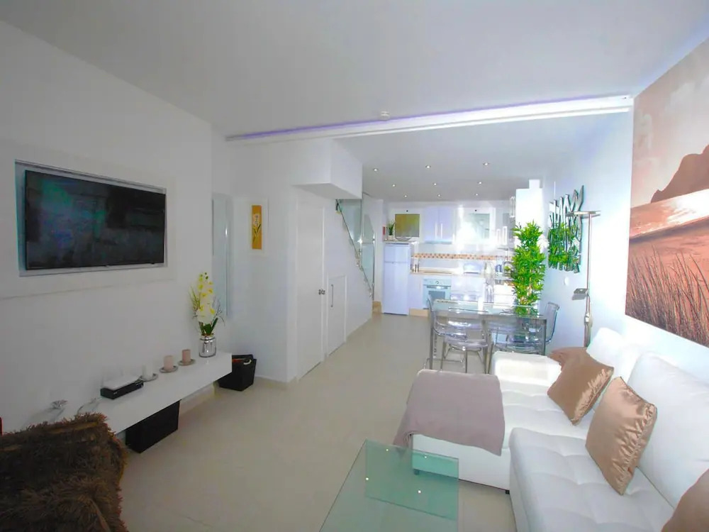 Dona Lola Macarena - Beautiful Frontline beach house between Fuengirola and Marbella - CS100