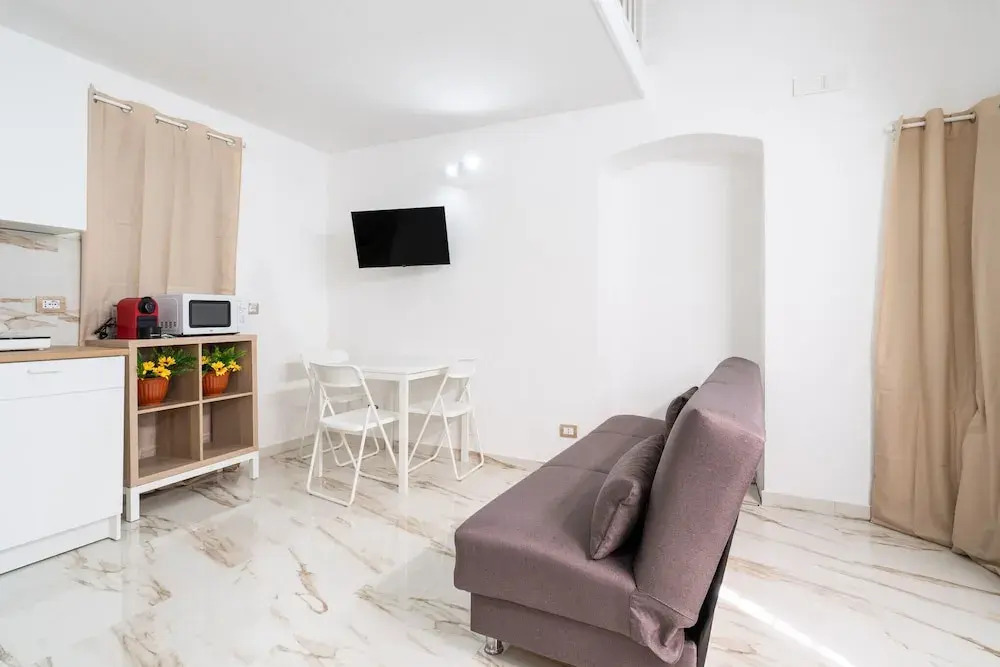 Mifra n 1 in Bari With 1 Bedrooms and 1 Bathrooms