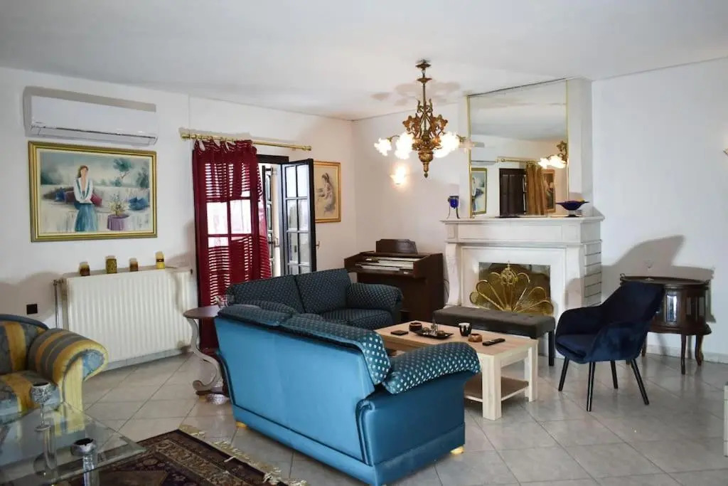 Loft House With View The Town Of Trikala