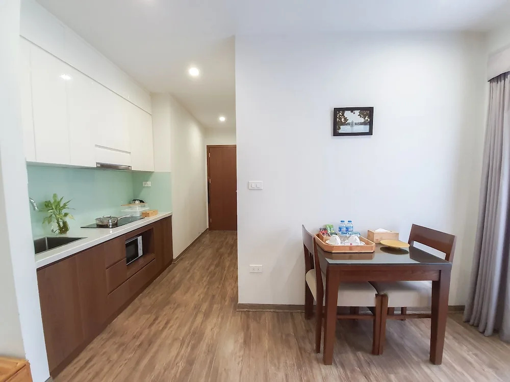 REIWA INN APARTMENT