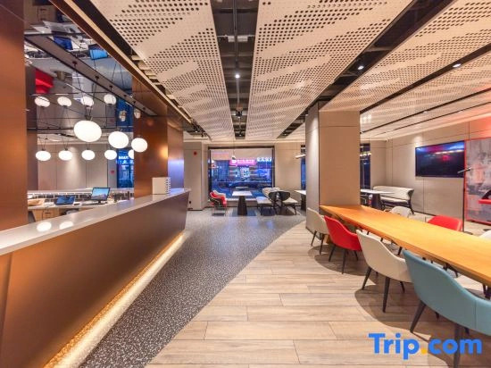 Ibis Hotel (Tianjin Olympic Sports Center Tianta Metro Station)