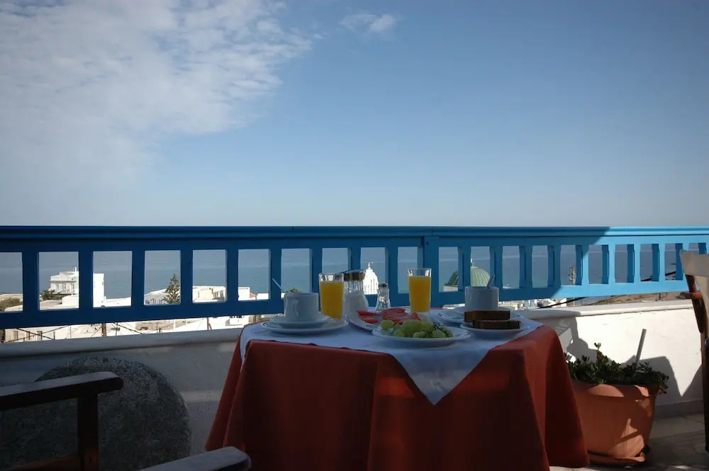 Hotel Anixis