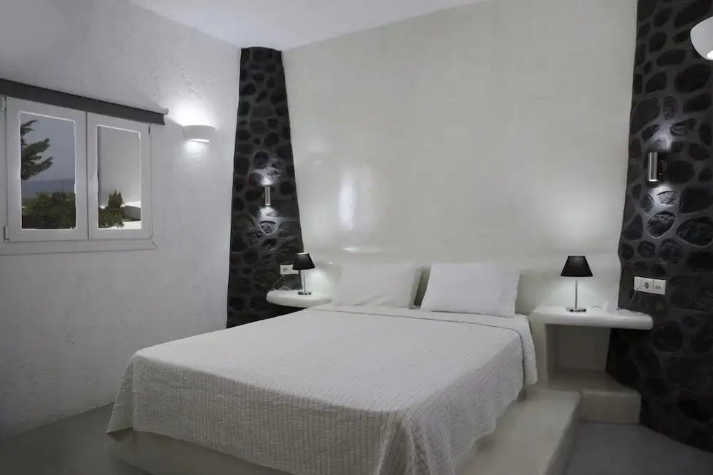 Sakas Residences