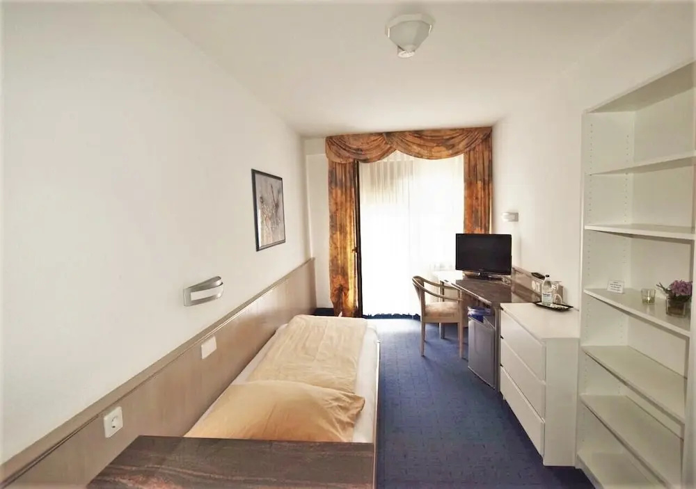 Hotel Alena