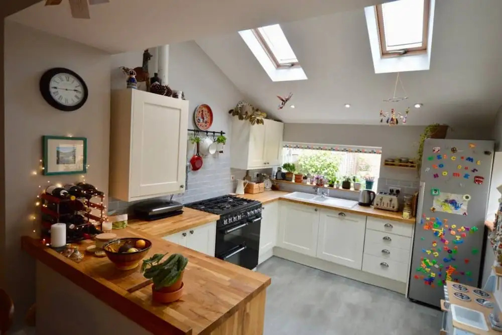 Charming Victorian 3 Bedroom House With Large Garden