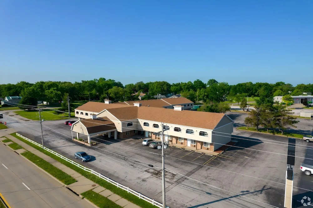 I-80 Inn & Suites