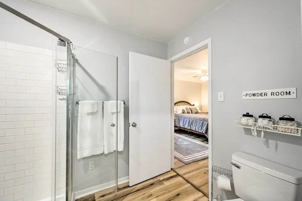 Longview Vacation Rental Home: 4 Mi to Dtwn