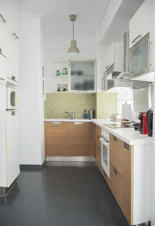 Amazing Renovated Penthouse In Pagkrati