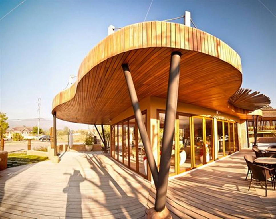 Montis Resort