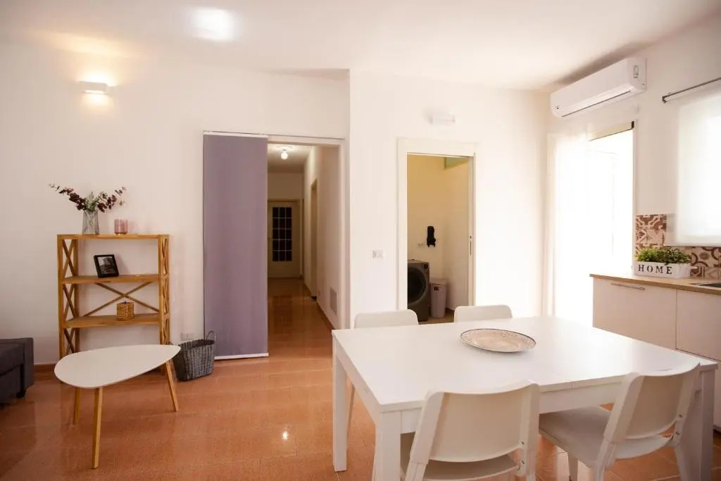 IzzHome Marina