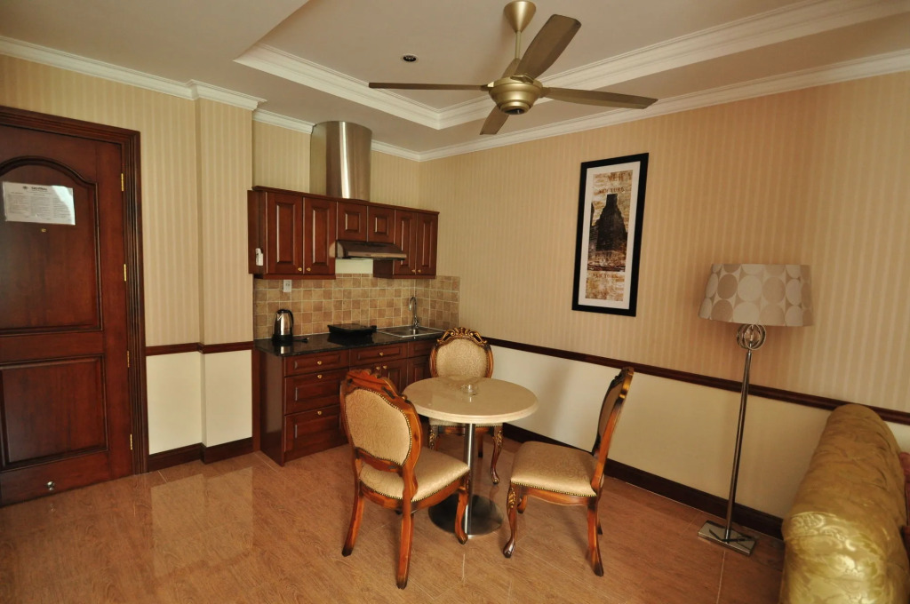Central Hotel & Residences Swimming Pool