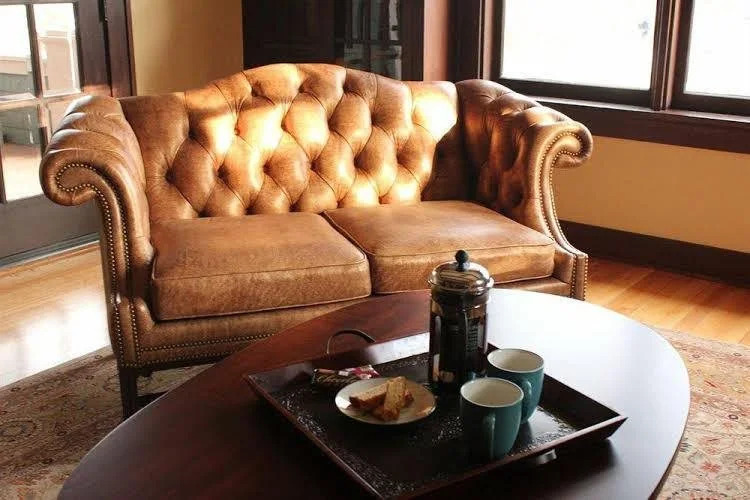 The Golden Leaf Inn
