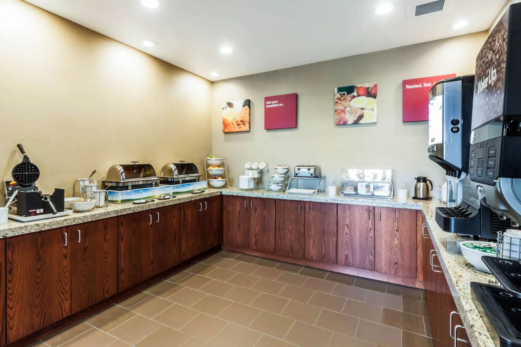 Comfort Suites University Brookings