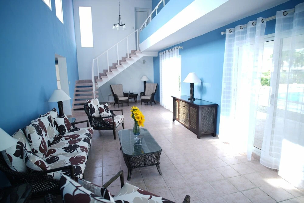 V Royal Luxury Villas