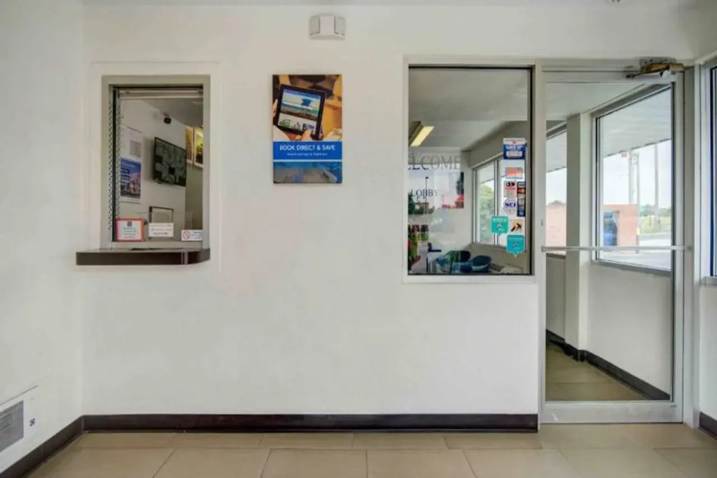 Motel 6-Lima, OH