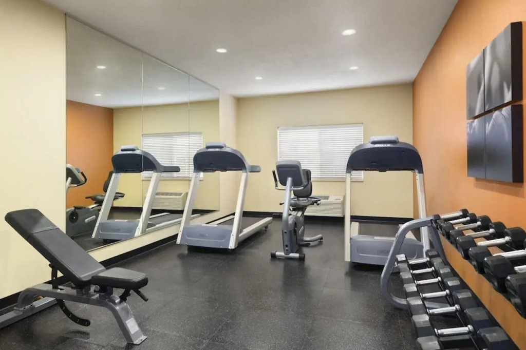 Country Inn & Suites by Radisson, Owatonna, MN