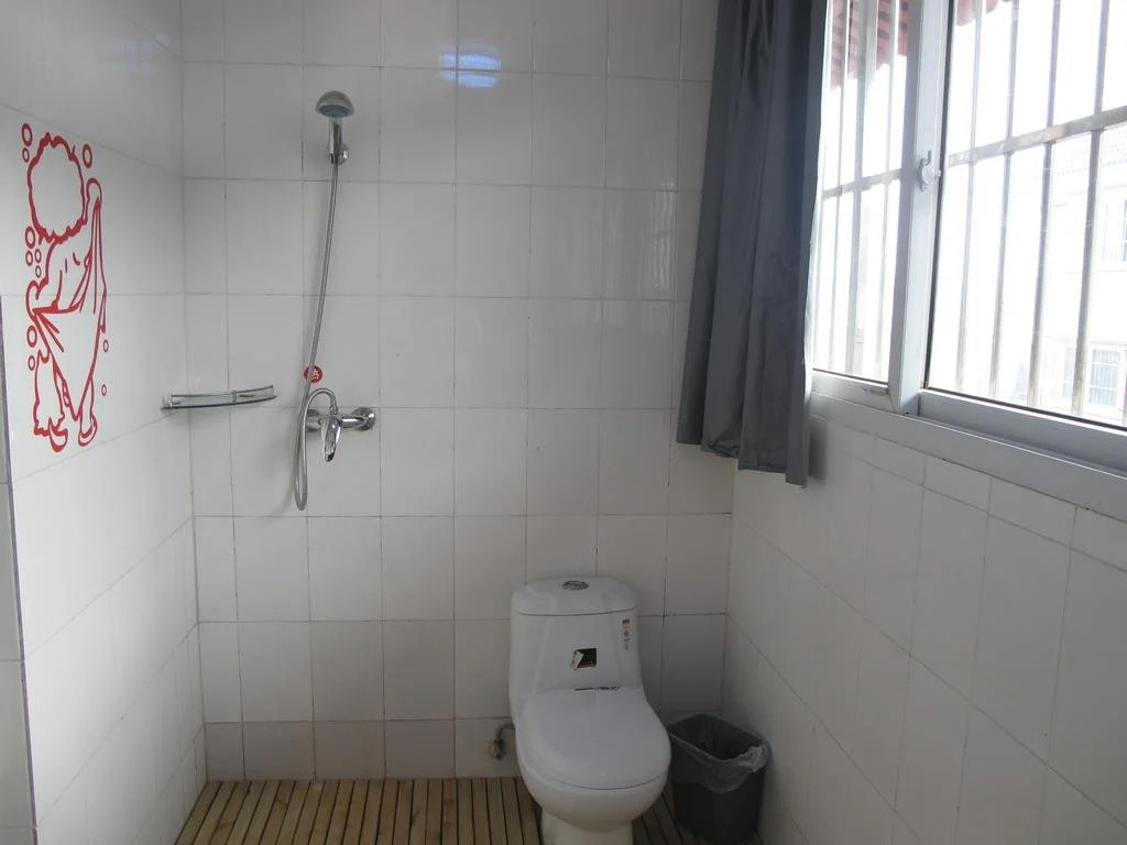 Yanying International Youth Hostel