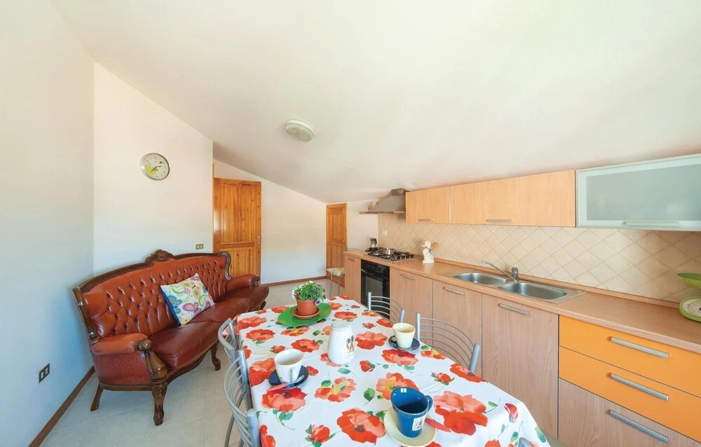 Beautiful Apartment in Porto Alabe With 3 Bedrooms and Wifi