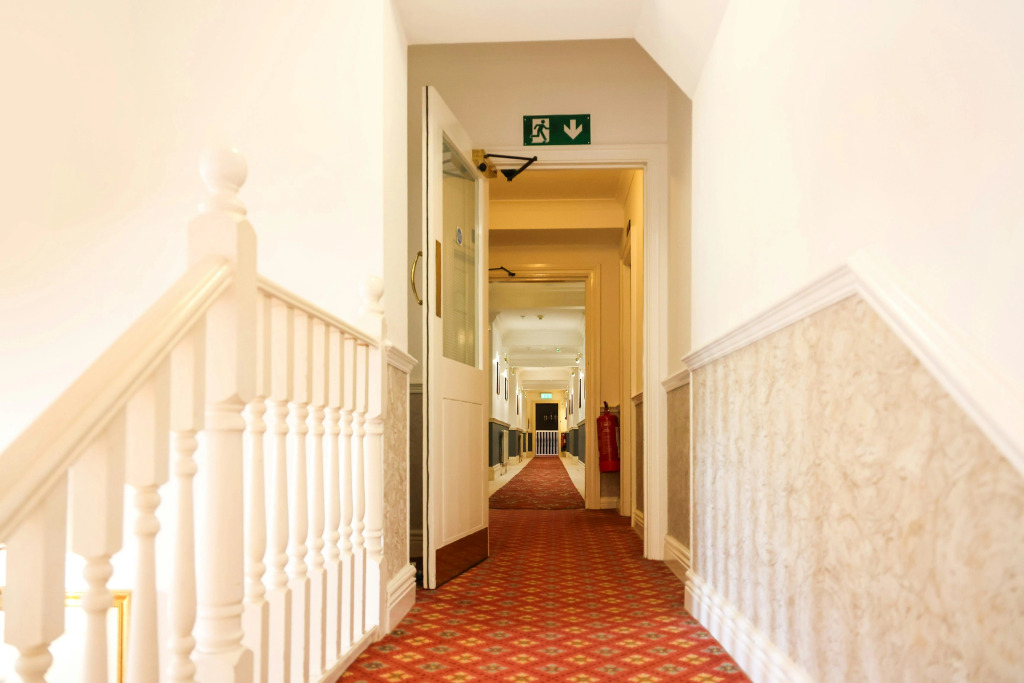 Tong Park Hotel